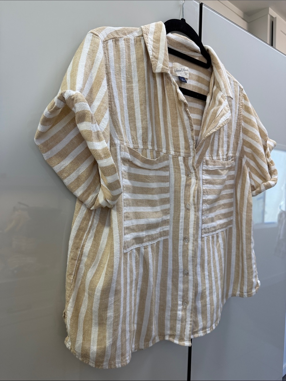 Universal Thread Beige and White Striped Casual Shirt - Picture 4 of 6